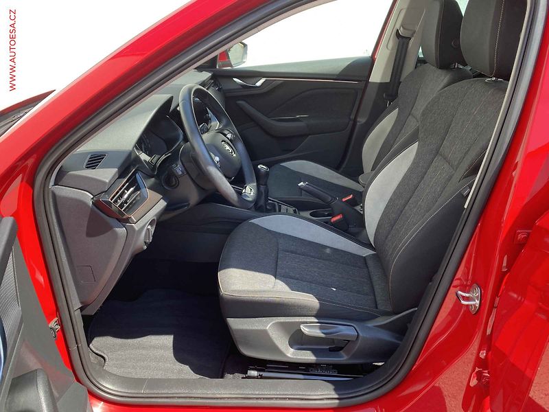Škoda Scala (2023) 1.5 TSi, 1.maj,ČR, Style - fotka 9 z 19