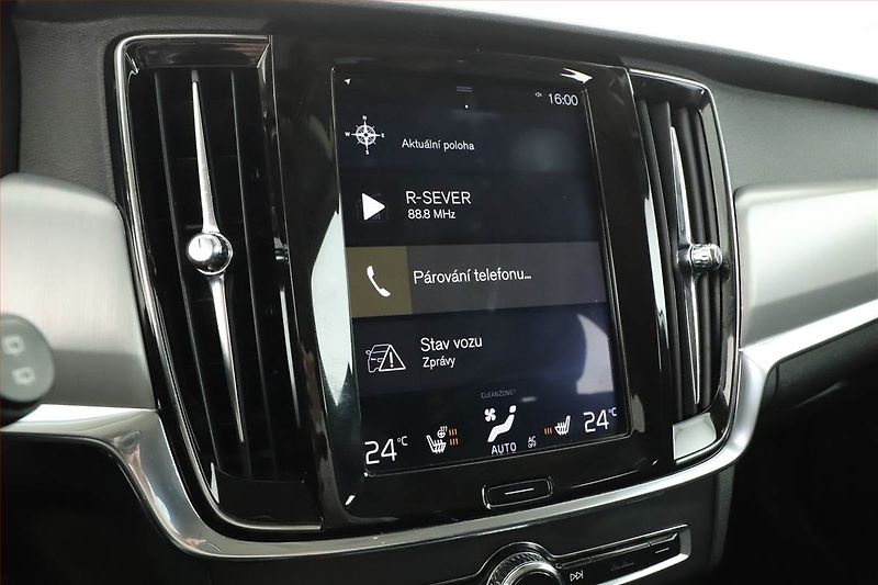 Volvo V90 (2019) D4, Automat, Kůže, Navi - fotka 13 z 18