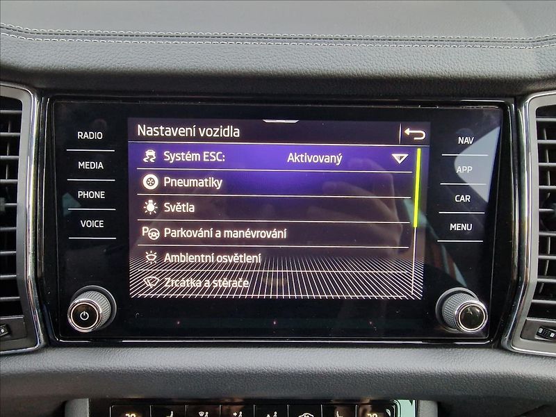 Škoda Kodiaq 2.0TSI 140kW 4x4 DSG Style,ČR - fotka 31 z 50