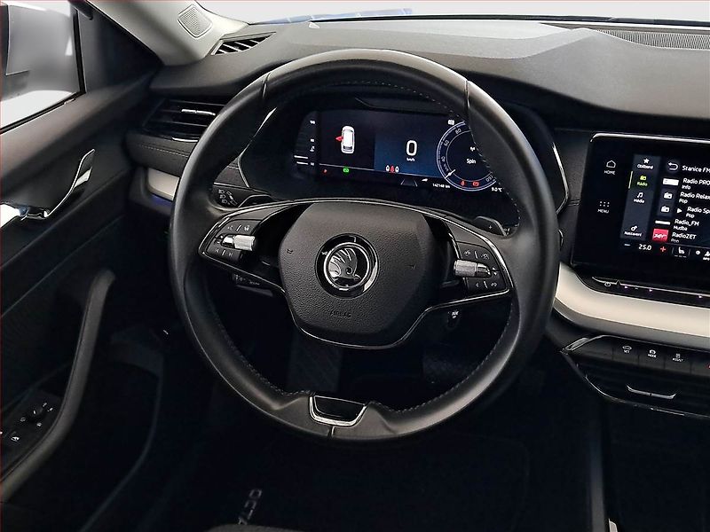 Škoda Octavia (2020) 2.0 TDI, Automat, Navi - fotka 17 z 24