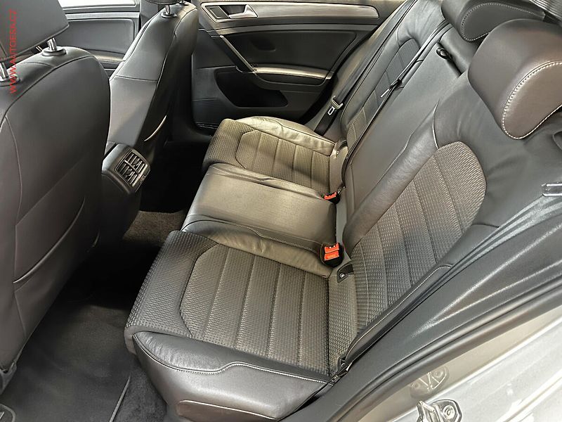 Volkswagen Golf (2015) 1.6 TDi Variant, Comfortline - fotka 10 z 18