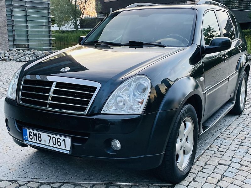 SsangYong Rexton 2.7XDi 4x4 AUT VÝHŘEV KAMERA - fotka 4 z 43