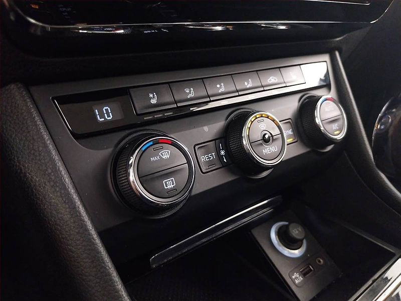 Škoda Superb (2016) Laurin&Klement 2.0 TDI - fotka 18 z 26