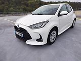 Toyota Yaris 1.5 hybrid - náhled 2