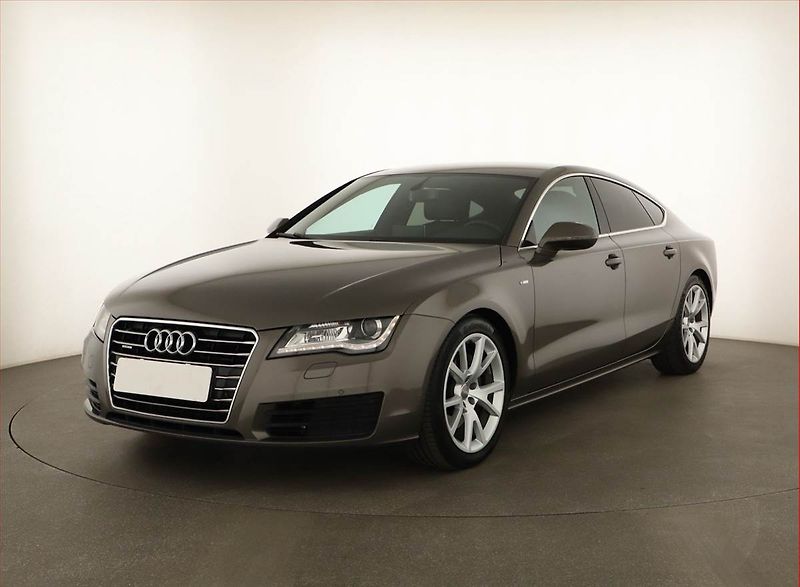 Audi A7 (2011) 3.0 TDI, 4X4, Automat, Kůže - fotka 2 z 16