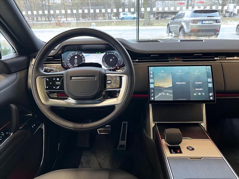 Land Rover Range Rover (2025) 3,0 SWB HSE D300 AWD - fotka 9 z 18