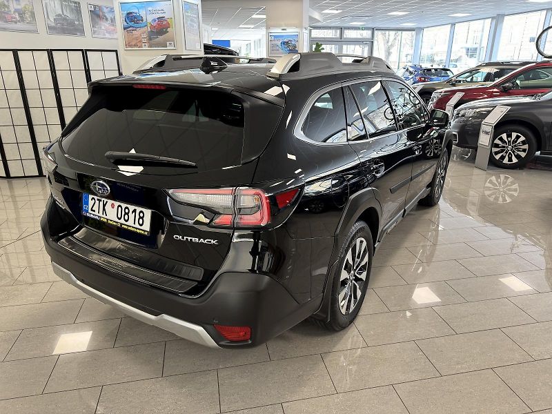 Subaru Outback 2.5i ES Touring, CZ, 1. maj. - fotka 5 z 49