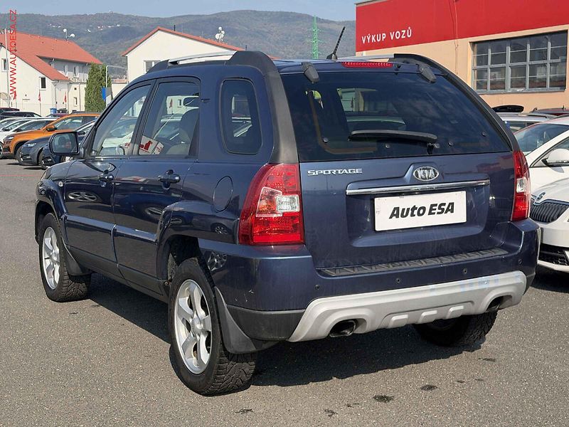 Kia Sportage (2009) 2.0CRDi, ČR - fotka 6 z 17