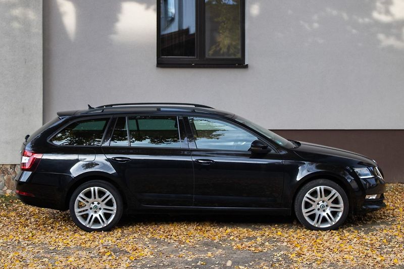 Škoda Octavia - fotka 4 z 35