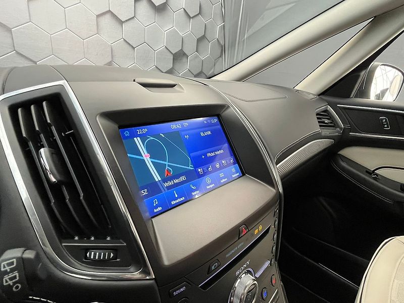 Ford S-MAX 2.5 Duratec HEV VIGNALE - fotka 18 z 61