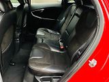 Volvo V40 2.0 D3 R-DESIGN MANUÁL TAŽNÉ - náhled 32