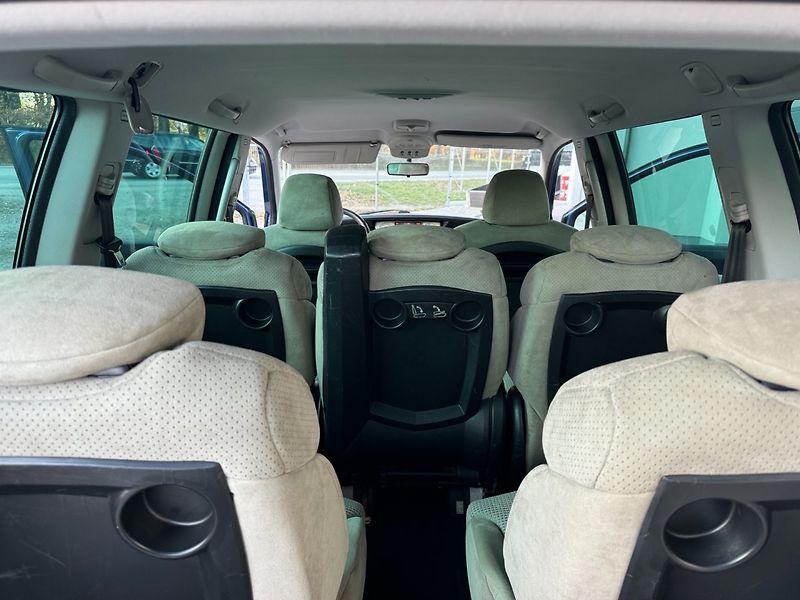 Peugeot 807 (2007) 2.0 HDi 7 míst,Navigace - fotka 26 z 31