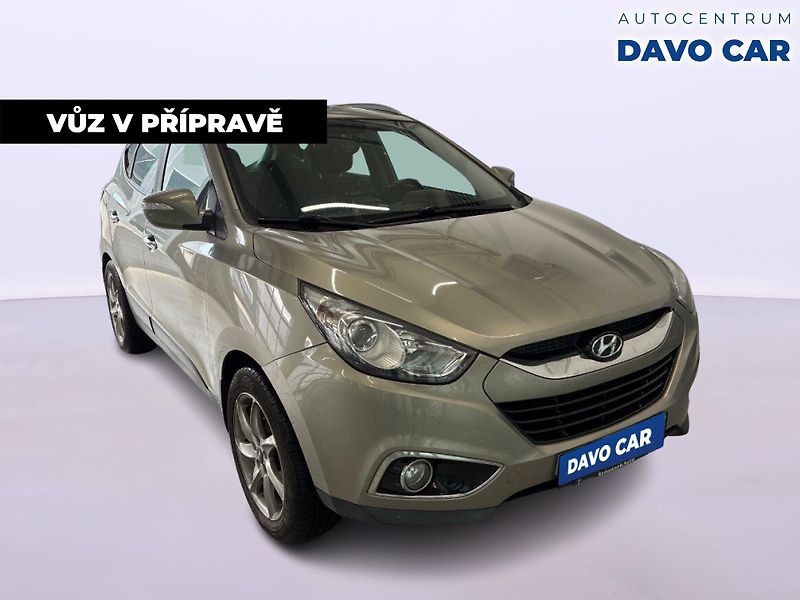 Hyundai ix35 2.0 CRDI 100kW Style 4x4 CZ - fotka 4 z 12