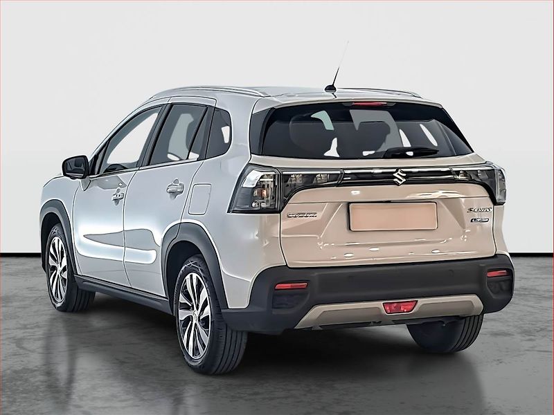 Suzuki SX4 S-Cross (2022) Elegance 1.4 BoosterJet - fotka 4 z 21