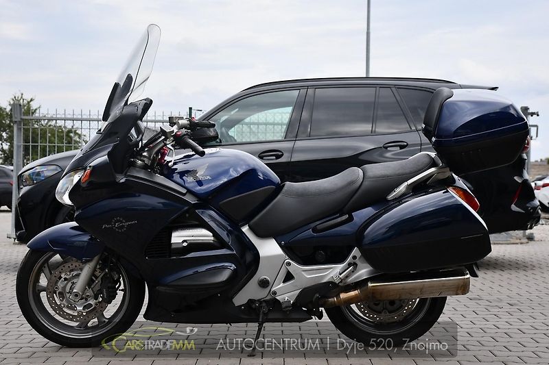 Honda ST 1300 A - fotka 2 z 19