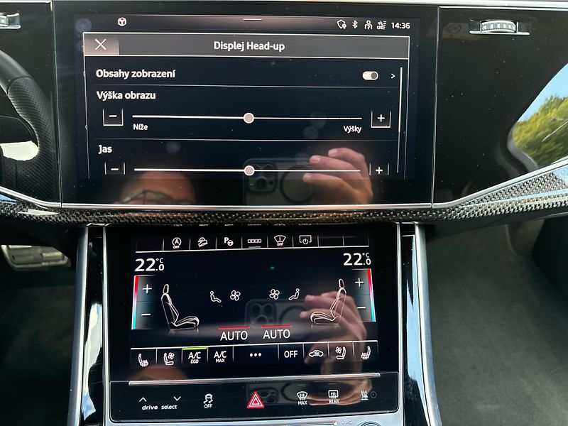 Audi SQ7 4.0 TFSI 373 Kw Quattro - fotka 17 z 27