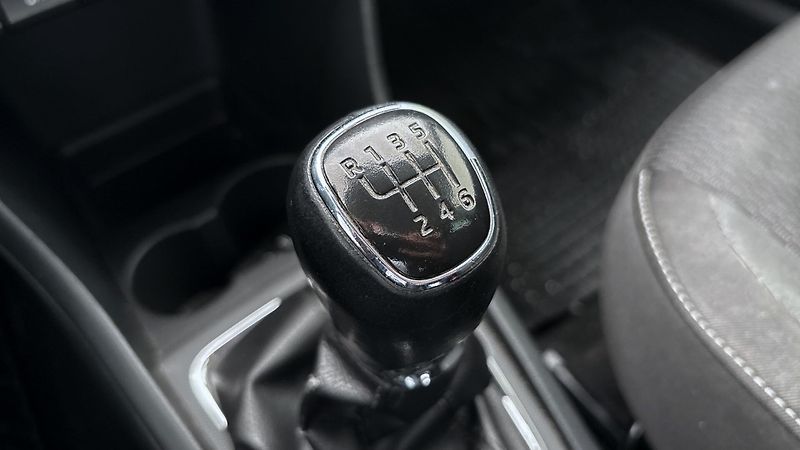 Škoda Rapid (2014) 1.2  TSI + REZERVA + ZIM. PNEU - fotka 18 z 23
