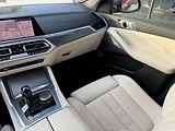 BMW X6 (2022) 30XD 210kW LASER TZ R20 CZ!!!! - náhled 22