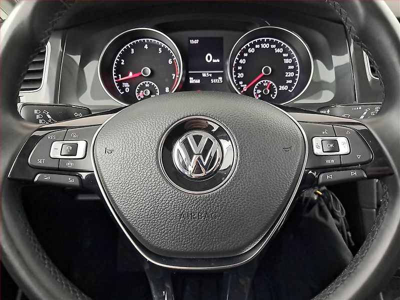 Volkswagen Golf (2018) Highline 1.5 TSI, Serv.kniha - fotka 16 z 19