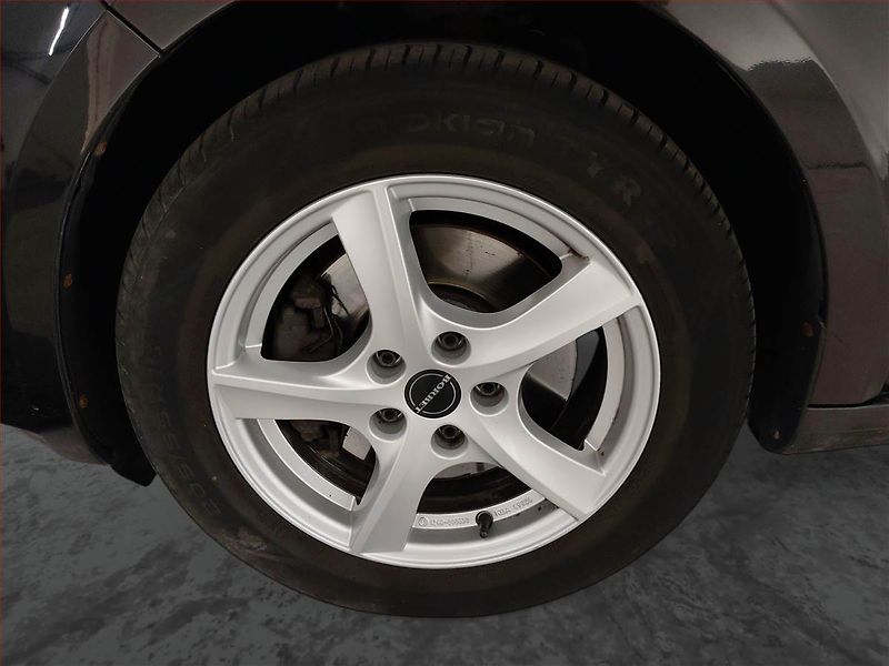 Škoda Superb (2013) Ambition Plus 2.0 TDI - fotka 15 z 20