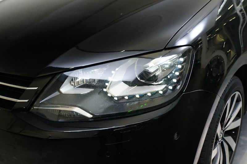 Volkswagen Sharan - fotka 9 z 26