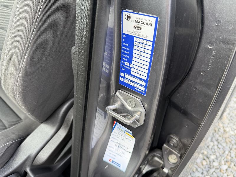 Ford Kuga 2.0TDCi 140PS 162TKM SERVIS!!! - fotka 146 z 162