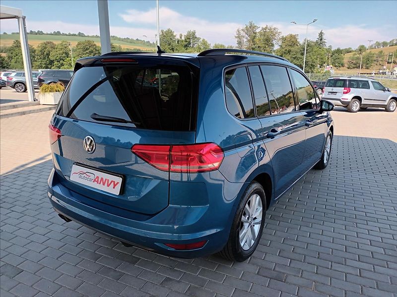 Volkswagen Touran 1,4 TSI,110KW,7M,HIGHLINE,LED - fotka 5 z 46