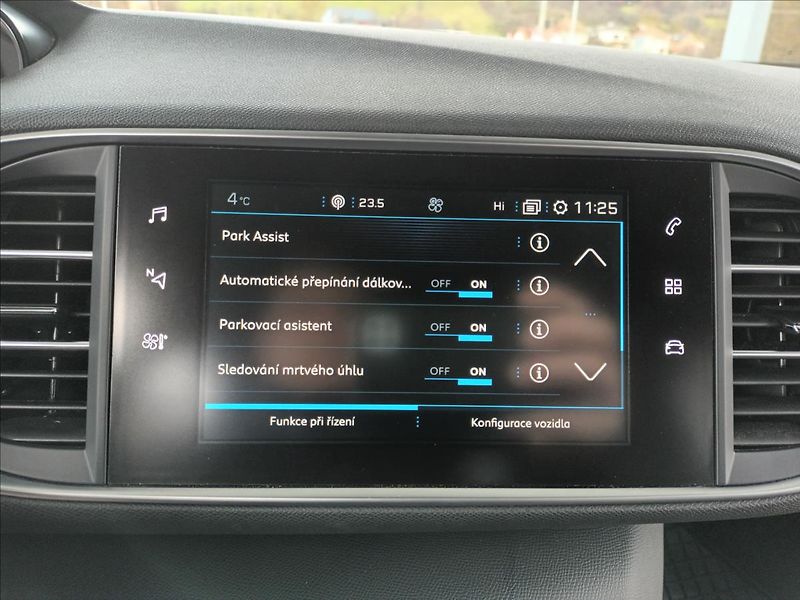 Peugeot 308 2,0 HDI,GT,130KW,ČR,SERVIS,NAV - fotka 38 z 50