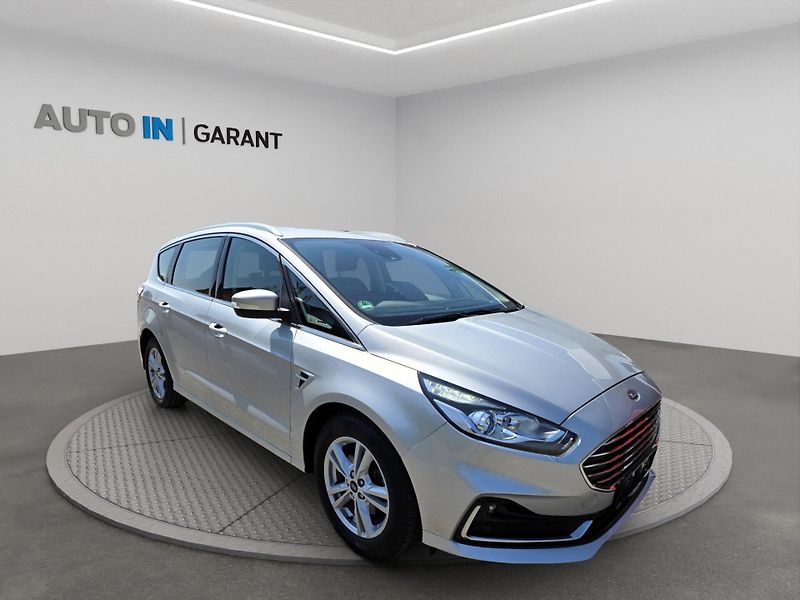 Ford S-MAX (2021) Titanium 2,0 nafta 110kw/150PS - fotka 13 z 22