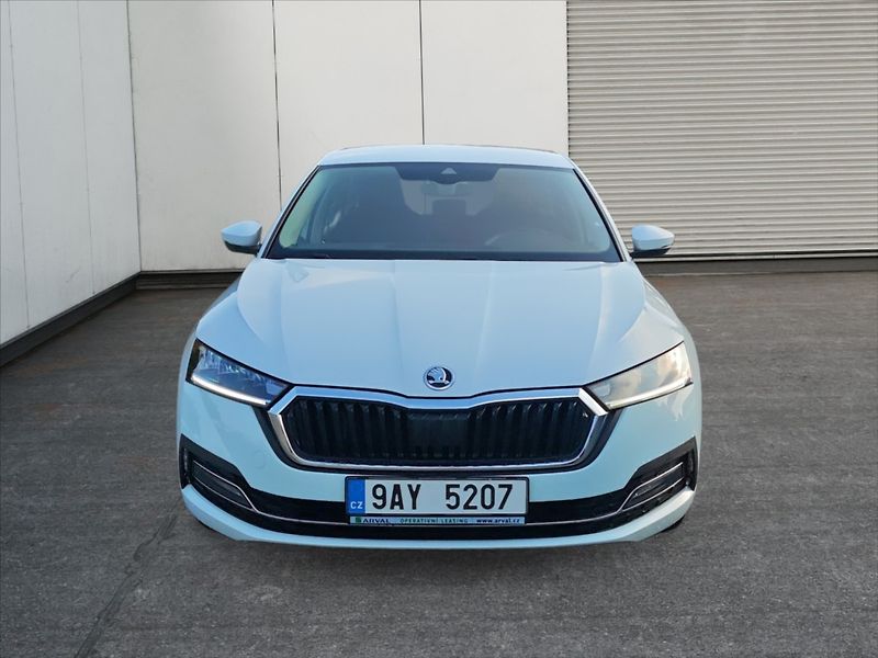 Škoda Octavia 1,5 TSI 110 Style - fotka 3 z 11