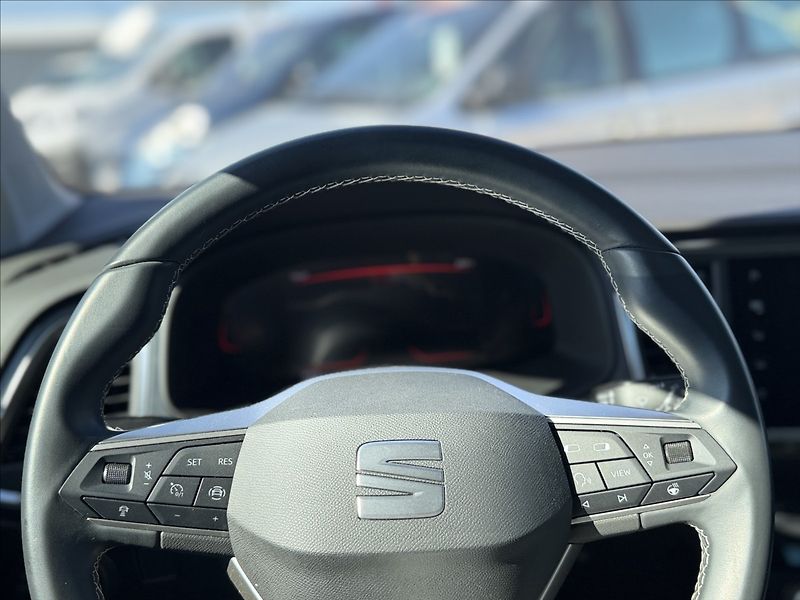Seat Ateca TSI 81kW LED TAŽNÉ 30tKm - fotka 11 z 26