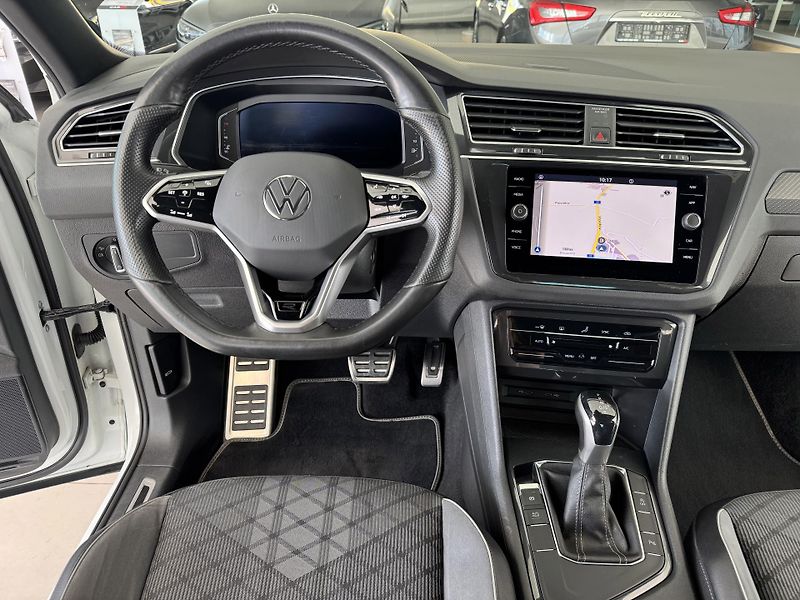 Volkswagen Tiguan 1,5TSI DSG*R-LINE*REZERVACE! - fotka 12 z 32