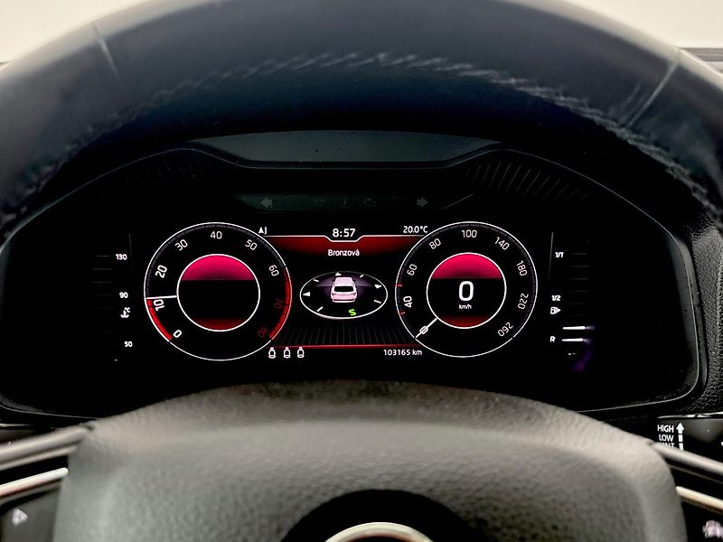 Škoda Karoq Style - fotka 11 z 29