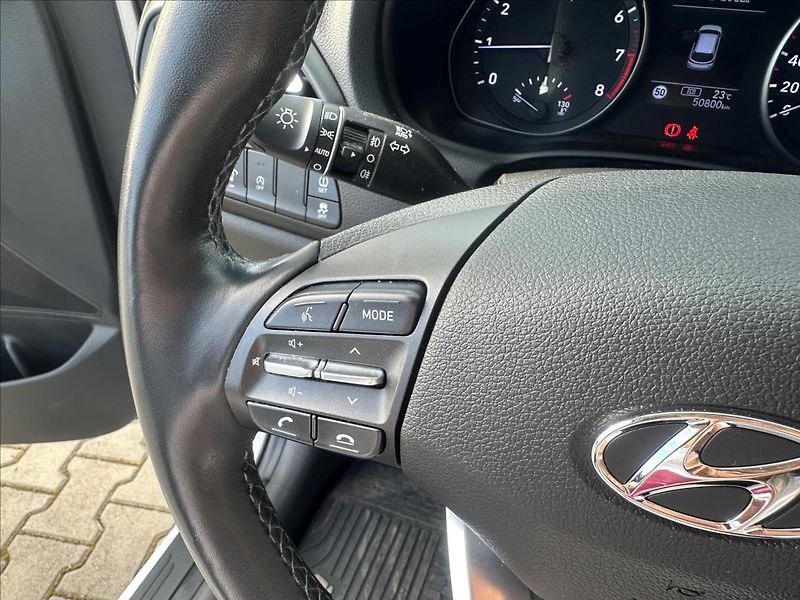 Hyundai i30 1,5 TGDI MH MT SM PLUS NAV - fotka 18 z 29