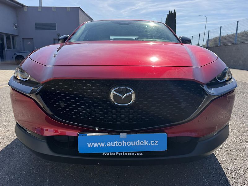 Mazda CX-30 2,0i 137kW Nagisa AWD head-up - fotka 2 z 23