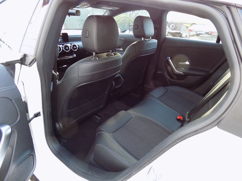 Mercedes-Benz CLA (2019) 200d/Full-Led/1.majitel/ - fotka 12 z 50