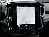 Volvo XC40 B4 FWD // ULTRA // REZERVACE - náhled 25