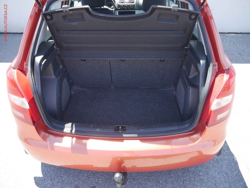 Škoda Fabia (2008) 1.2HTP, ČR, Ambiente, TZ - fotka 7 z 13