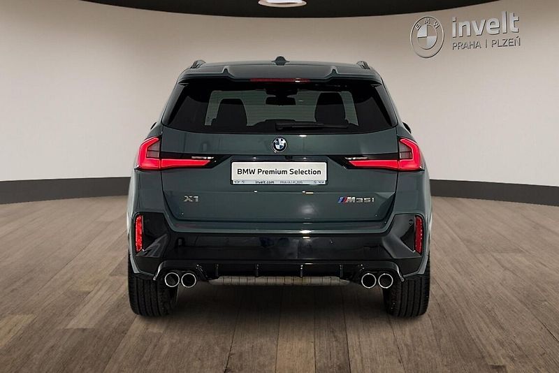 BMW X1 M35i xDrive - fotka 4 z 25