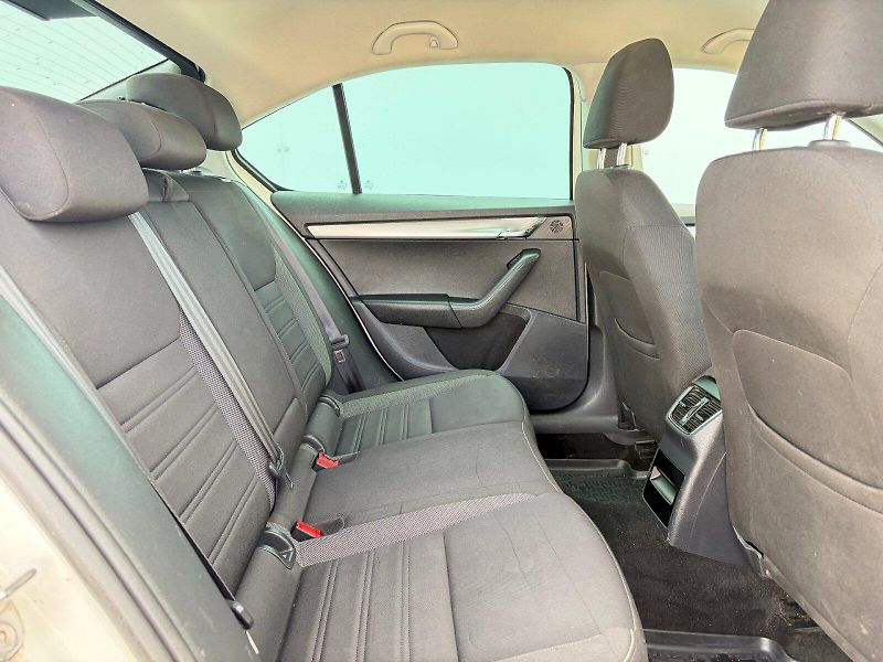 Škoda Octavia (2020) 1.6 TDI / 85kW / TOUR - fotka 9 z 29