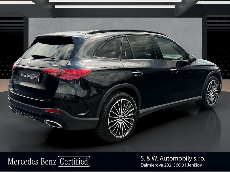 Mercedes-Benz GLC 220 d 4MATIC AMG - fotka 5 z 37