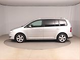 Volkswagen Touran (2007) 1.9 TDI, 7 míst, po STK, Tažné - náhled 2
