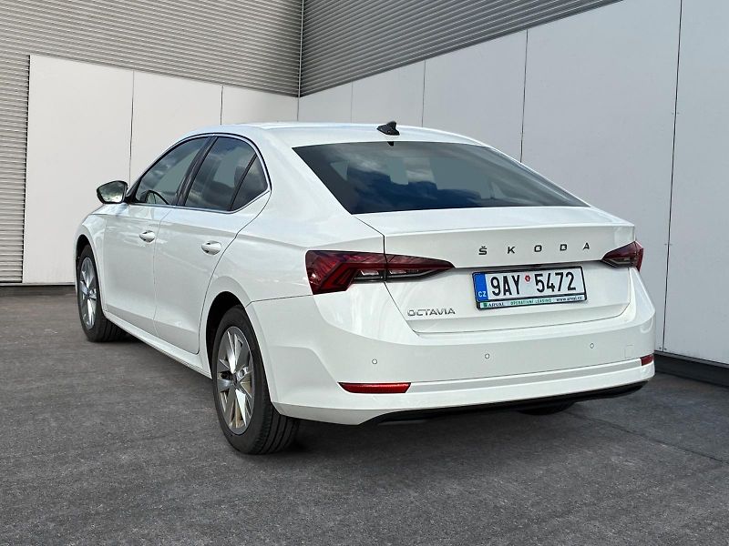 Škoda Octavia (2023) STYLE 2.0TDI 110kW DSG 4x2 CZ - fotka 4 z 11