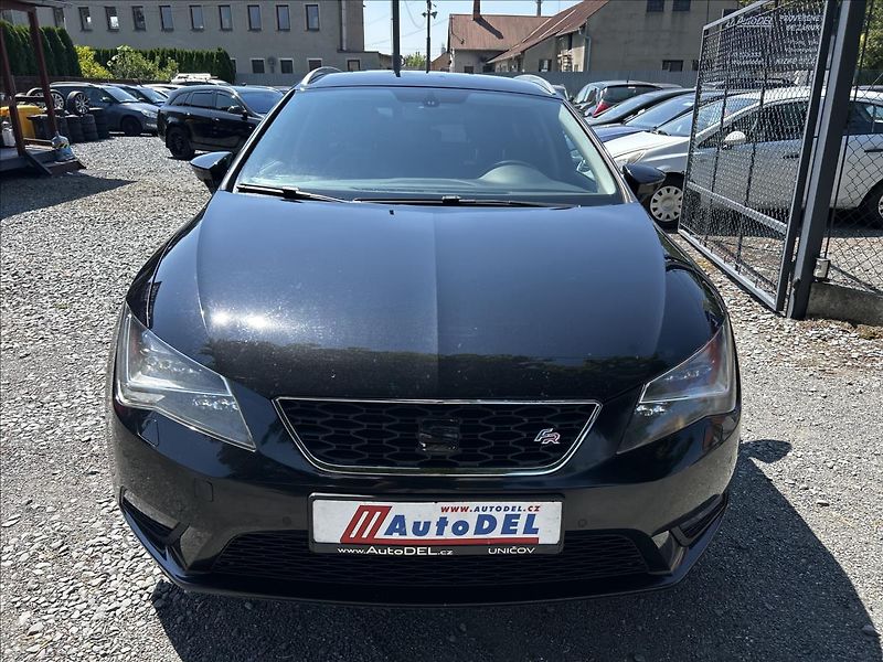 Seat Leon 2,0 TDi 110 kW DSG  Full LED - fotka 9 z 45