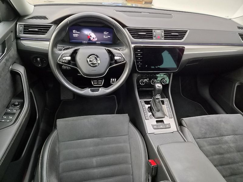Škoda Superb 2.0 TDI 4x4 Scout - fotka 5 z 29