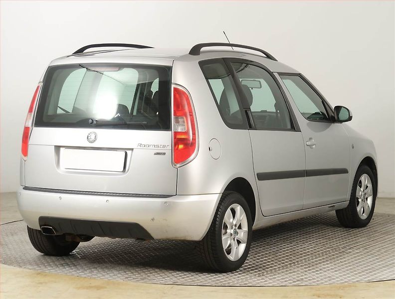 Škoda Roomster (2007) 1.4 16V, po STK, levný provoz - fotka 5 z 15