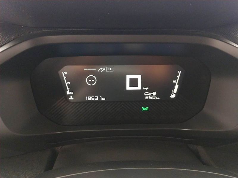Citroën C4 (2024) 1.2 PureTech, ČR,1.maj - fotka 11 z 18
