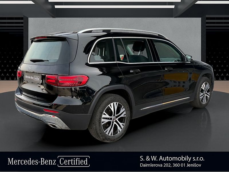 Mercedes-Benz GLB 180d - fotka 5 z 32