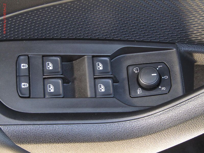 Škoda Octavia (2022) 2.0 TDi, Style, DSG, TZ - fotka 11 z 25