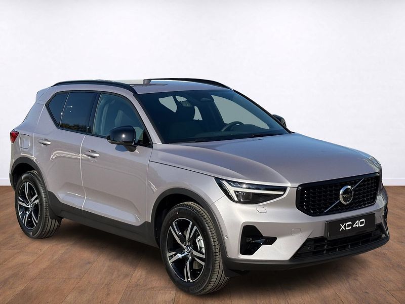 Volvo XC40 (2026) PLUS DARK B3, 360°, PIXEL LED - fotka 6 z 20